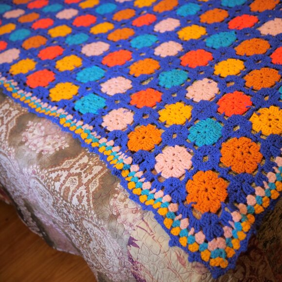 vtg Blue Orange Crochet Granny Square Flower Afghan Throw Boho Hippie 57" x 81" - Picture 8 of 9